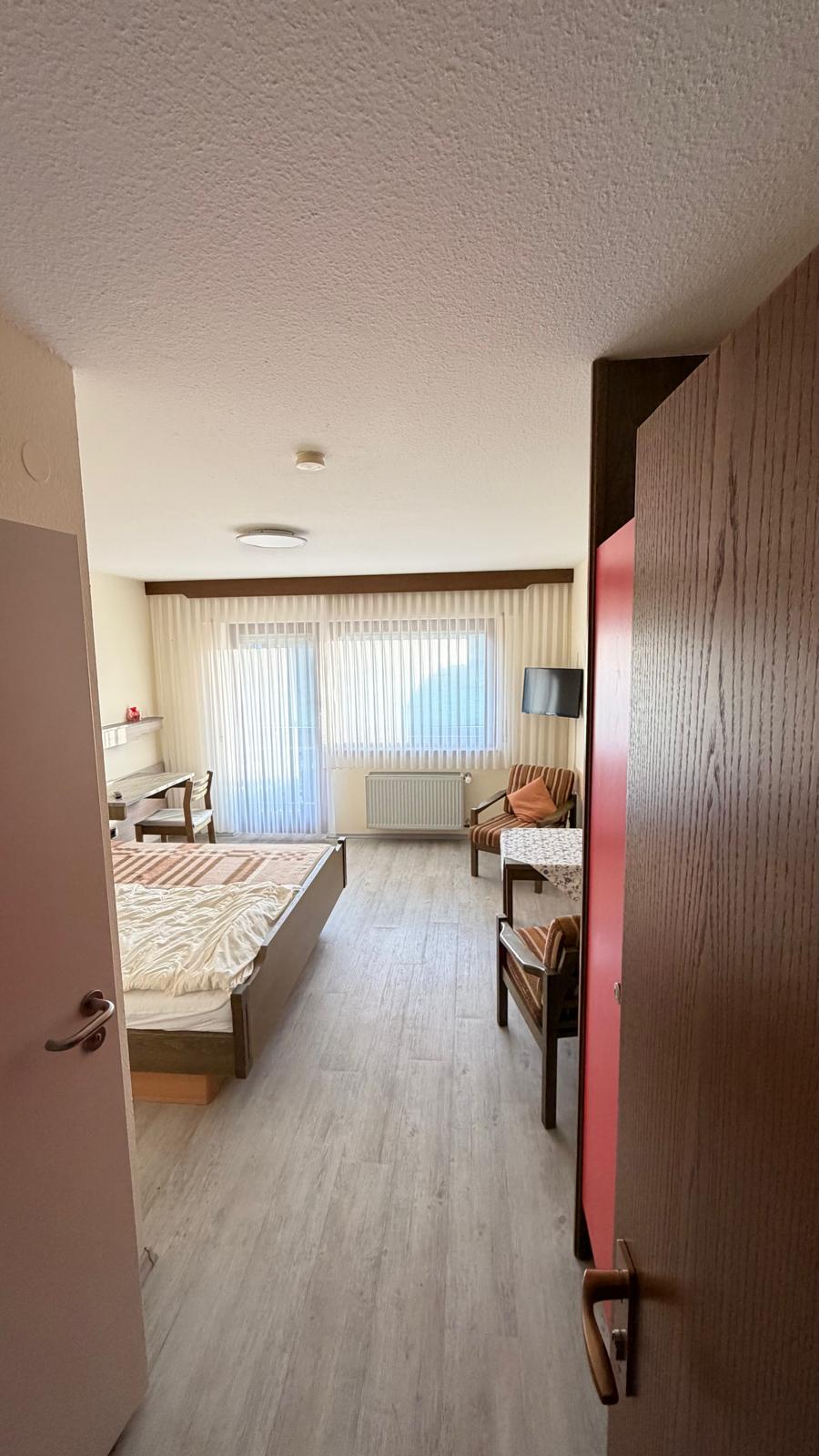 Erdgeschoss – Zimmer 3 (Doppelzimmer) - Bild 6