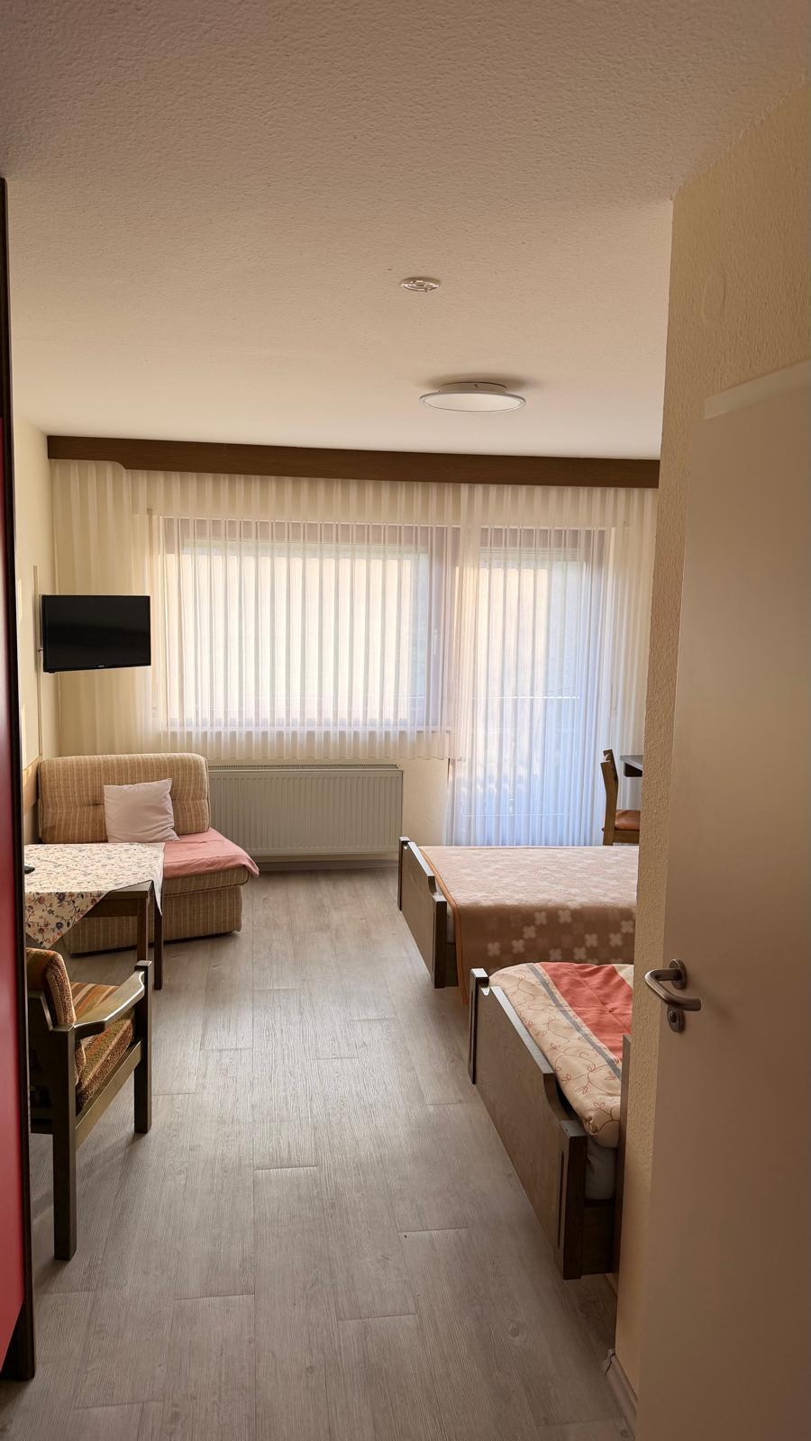 Erdgeschoss – Zimmer 4 (Doppelzimmer) - Bild 9