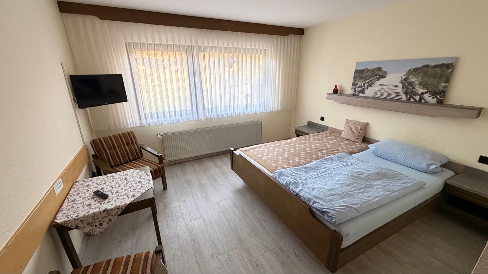 Obergeschoss 1 – Zimmer 7 (Doppelzimmer) - Bild 3